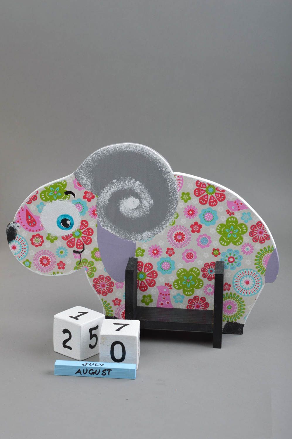 Calendrier perpétuel avec cubes pour enfant mouton à motif floral fait main photo 3