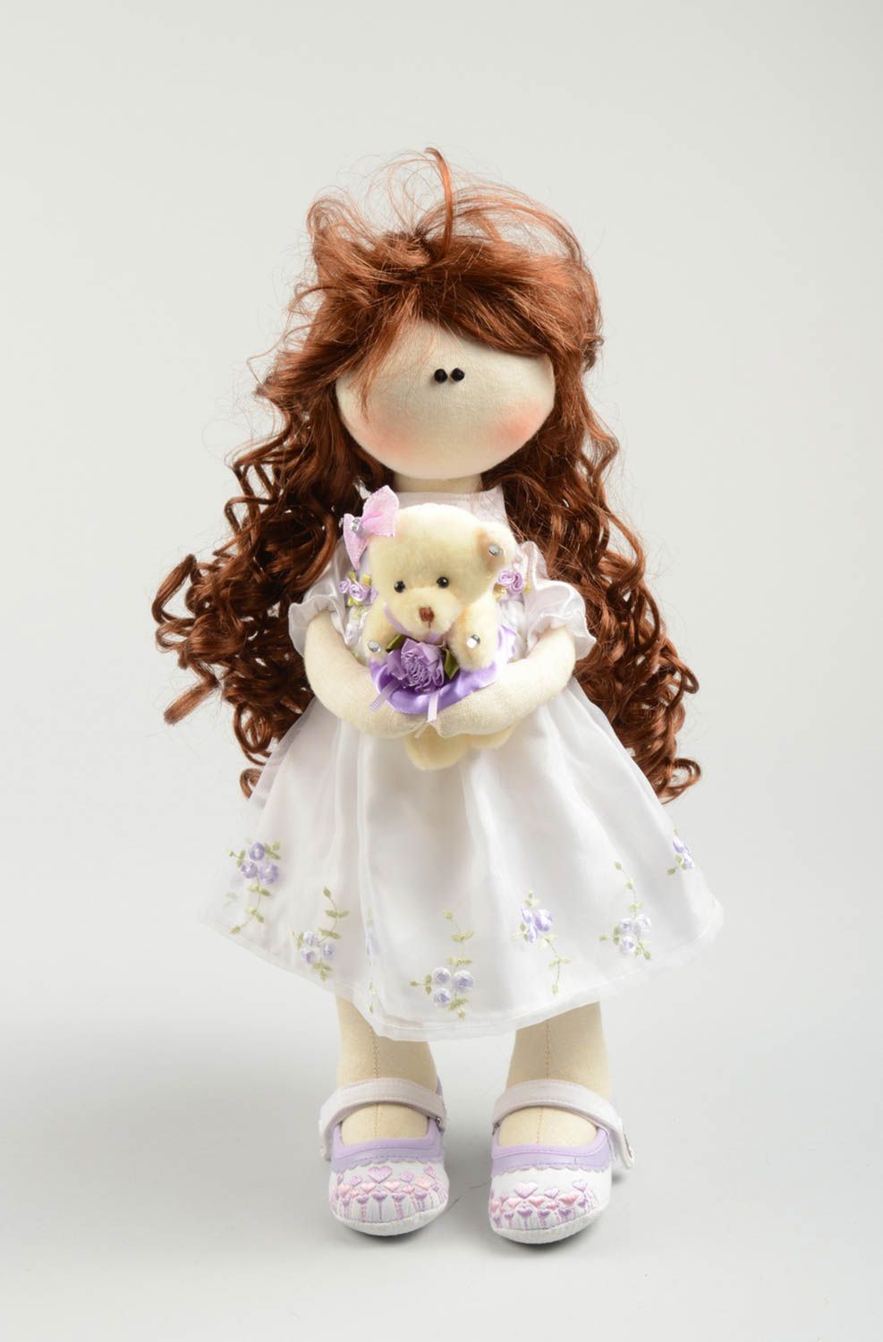 Кукла ручной работы кукла из ткани мягкая кукла из льна в белом платье фото 1