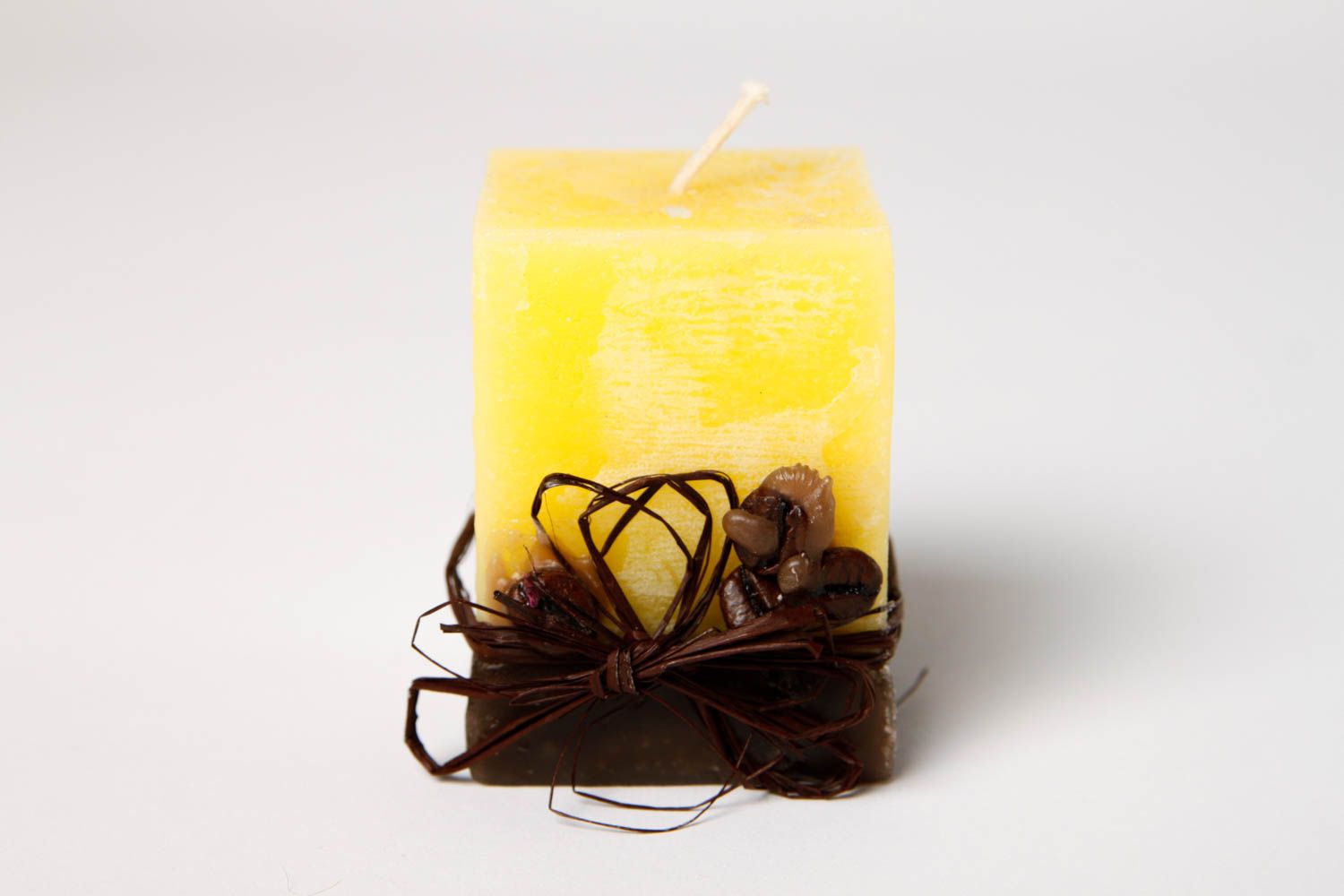 Свеча ручной работы парафиновая свеча в виде куба стильная красивая свеча  фото 3