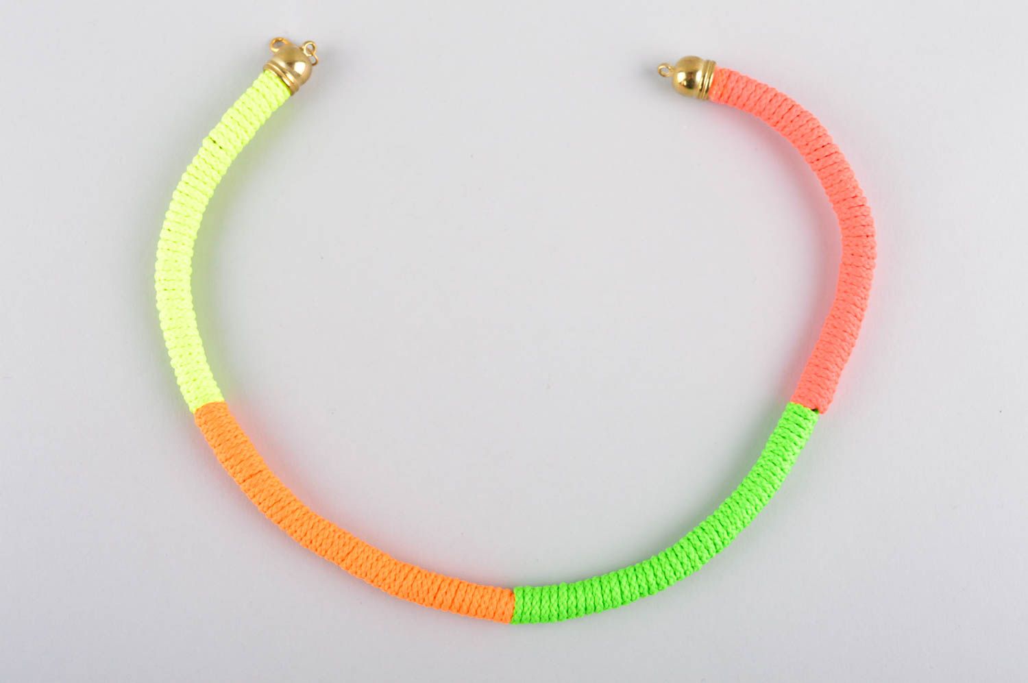 Collar de cuerda de colores artesanal adorno para el cuello accesorio de mujer  foto 5