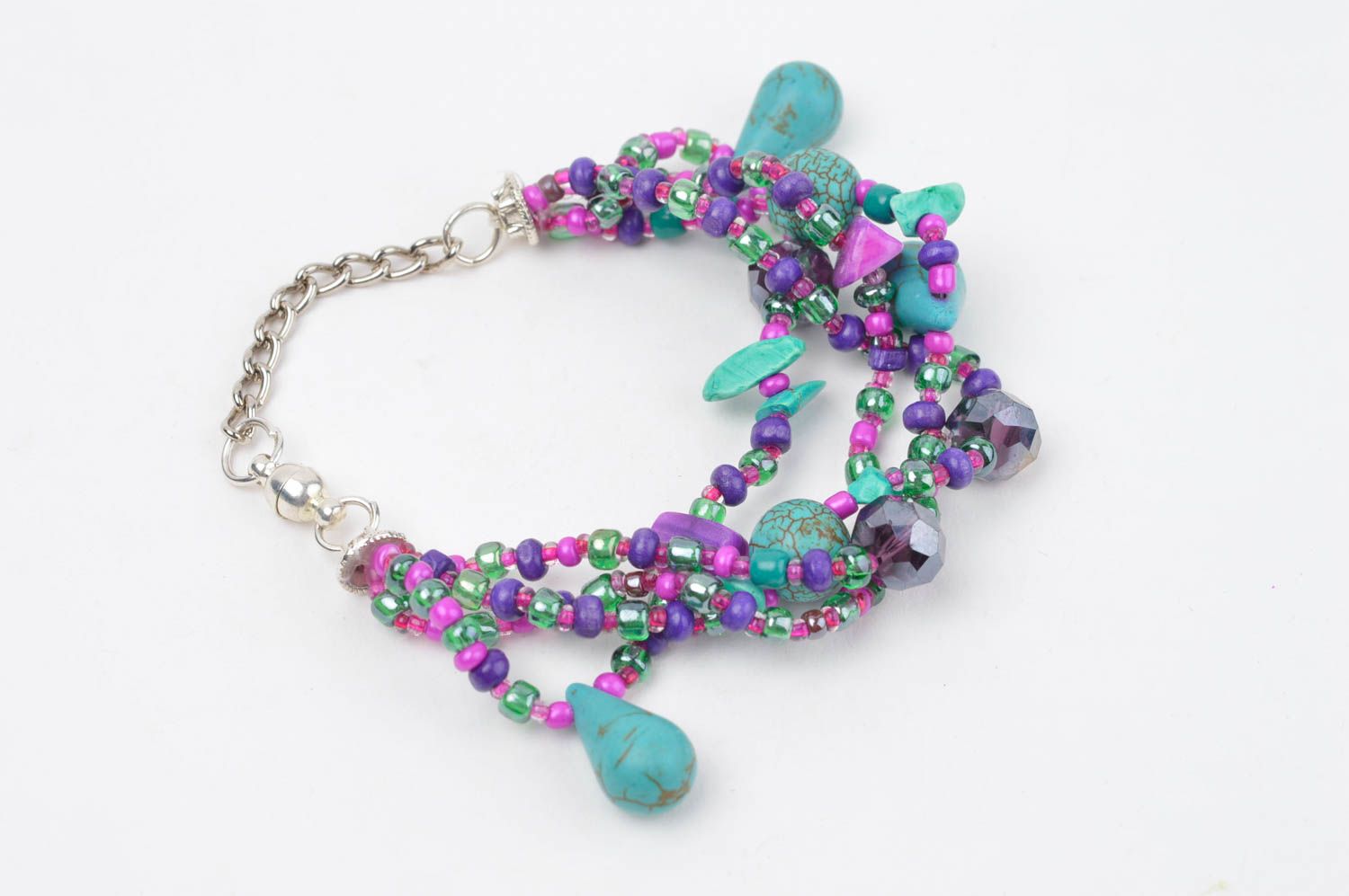 Bracelet multicolore Bijou fait main Accessoire pour femme en perles de rocaille photo 3