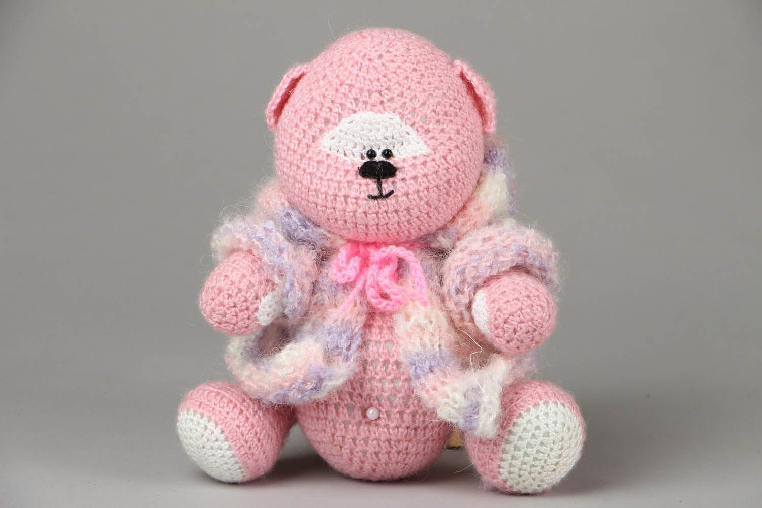 Knitted bear photo 1