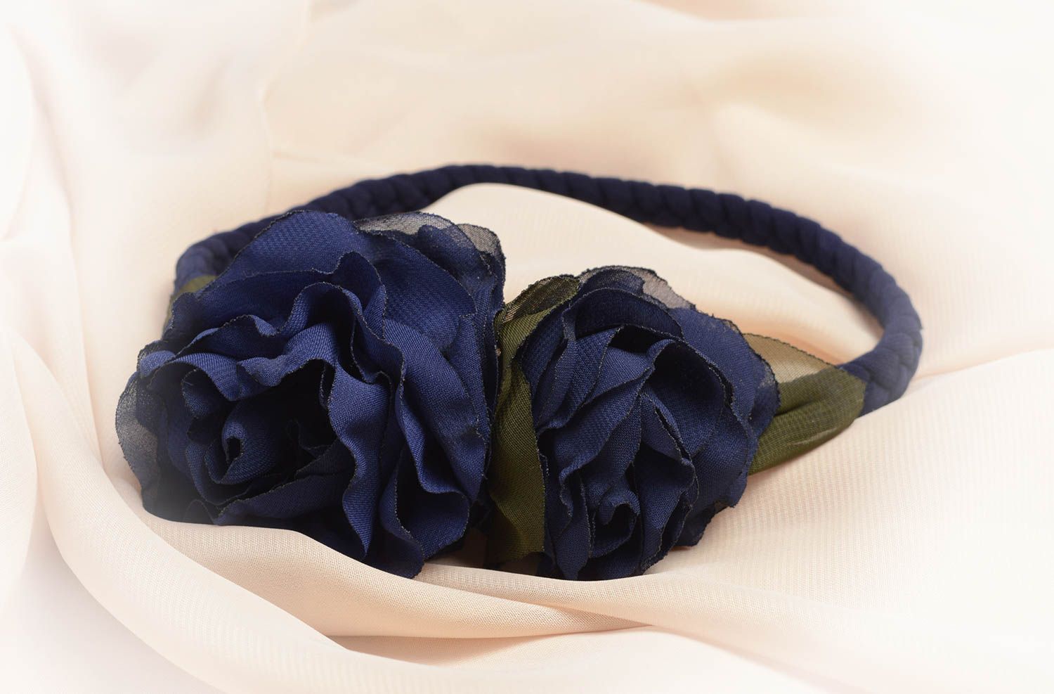 Handgefertigt Haarband mit Blume Haarschmuck Blüte Haar Accessoire dunkelblau foto 5