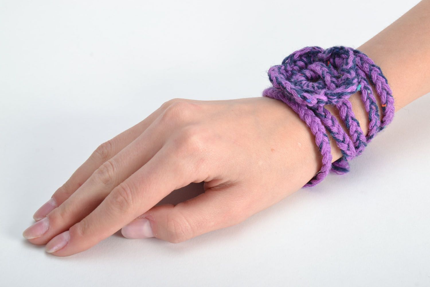 Collier tricoté violet fait main  photo 5