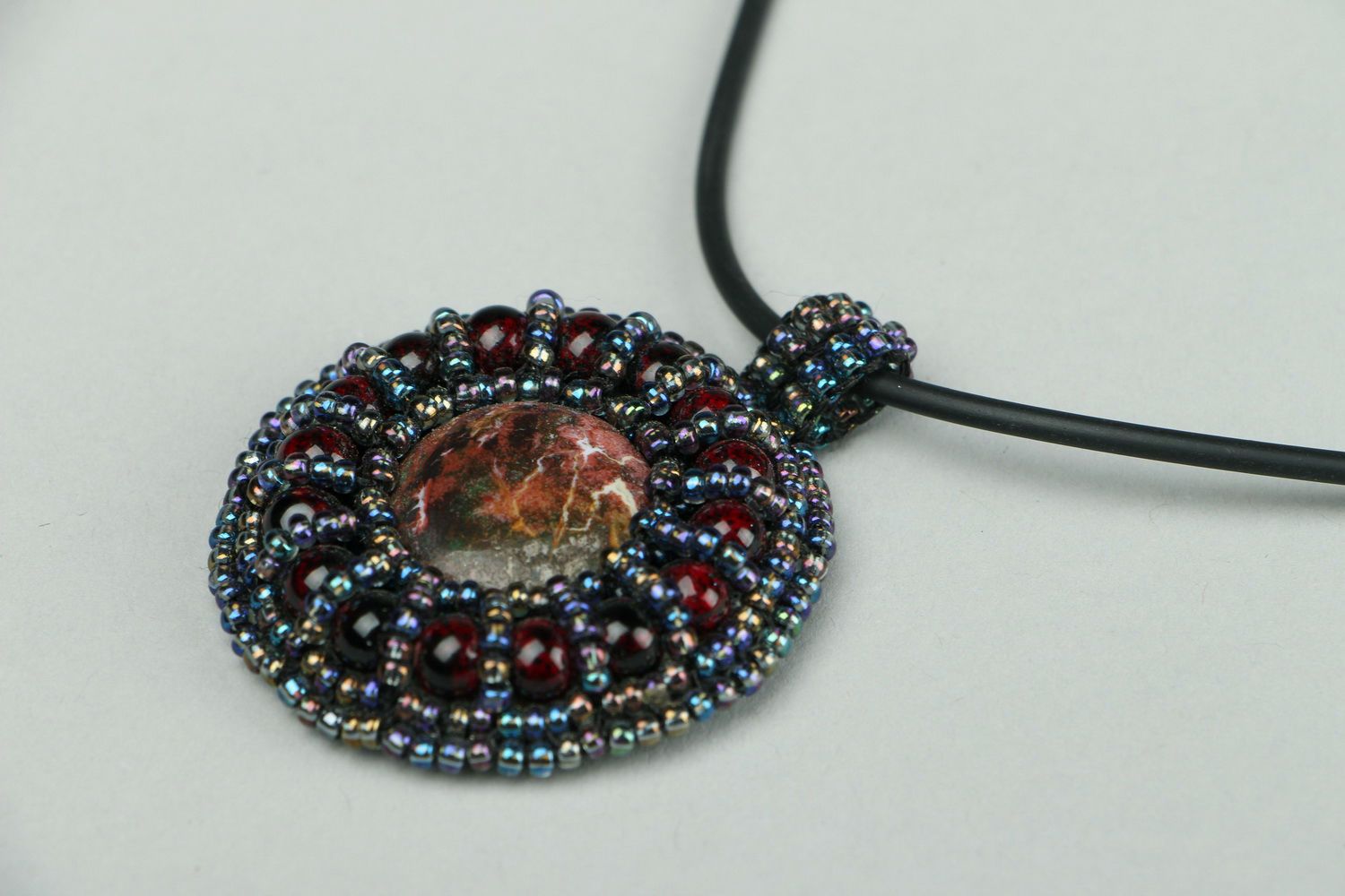 Pendant with rhodonite and garnet photo 1