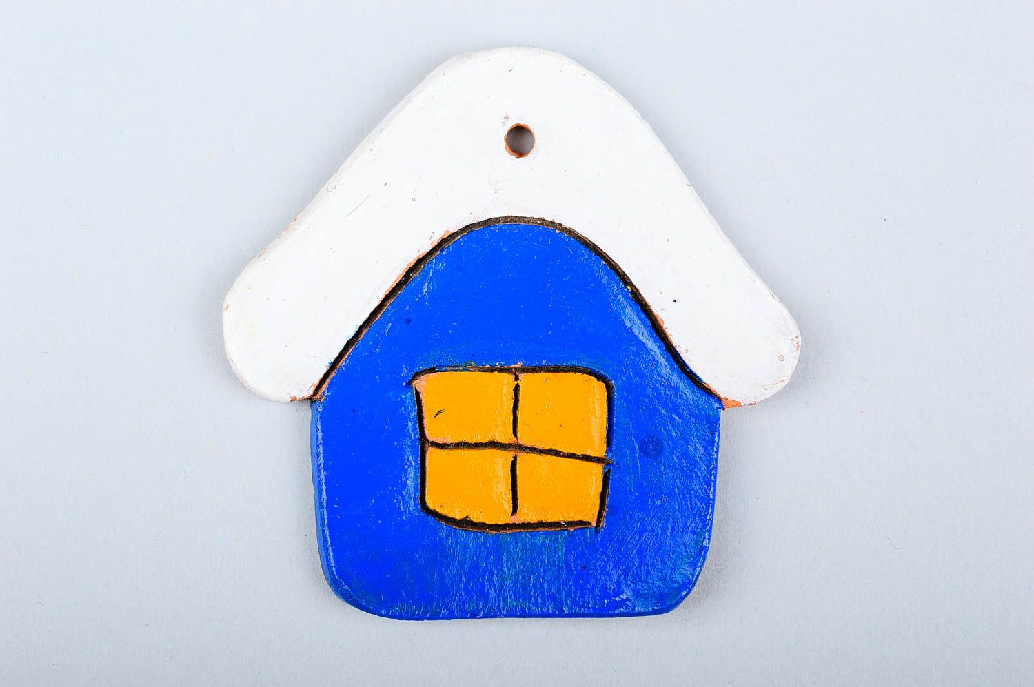 Игрушка на елку хэнд мэйд декор для дома глиняная игрушка в виде синего домика фото 3