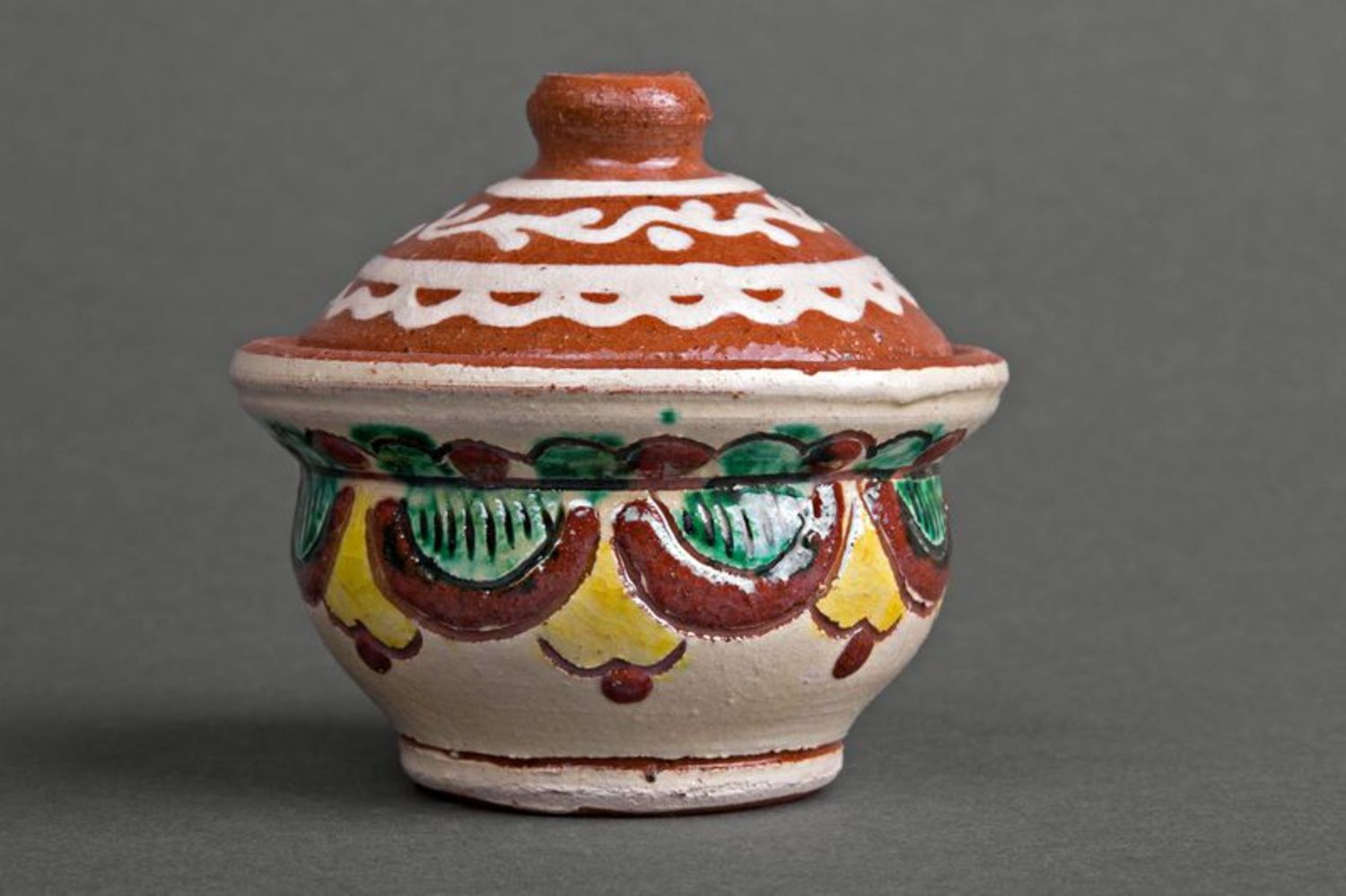 Saliera di argilla con coperchio fatta a mano Barattolo in ceramica per sale
 foto 1