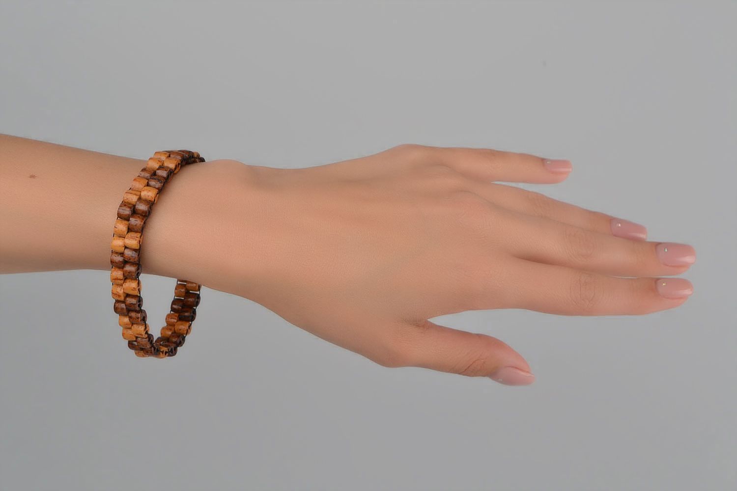Bracelet en bois fait main Bijoux artisanaux Accessoire femme original  photo 2