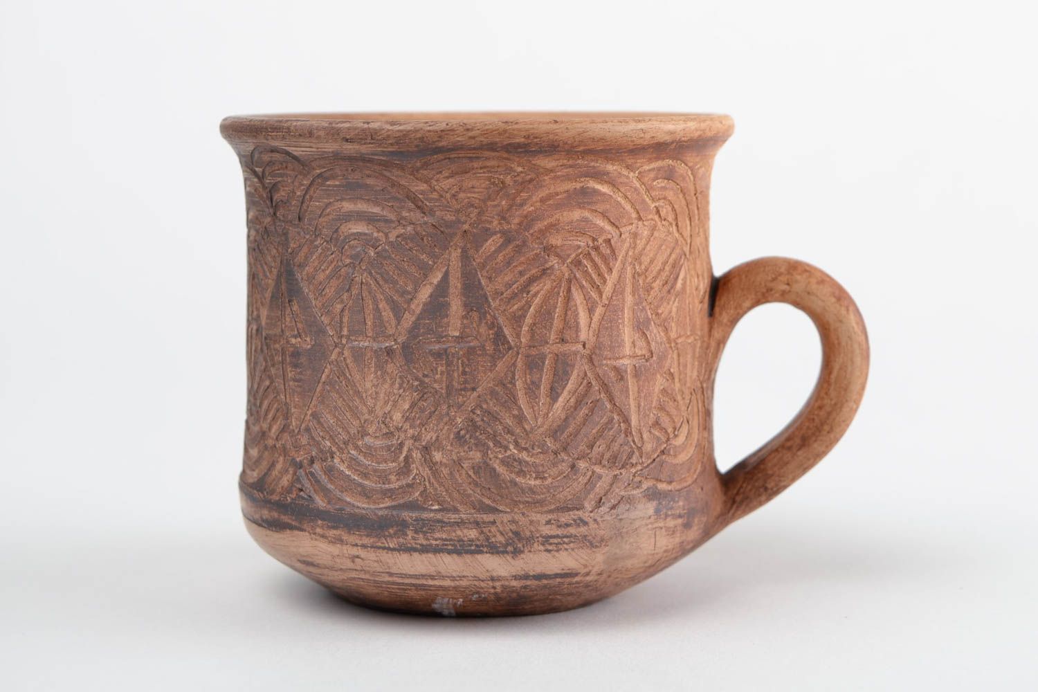 Medium size 5 oz clay cup with handle and rustic pattern photo 3