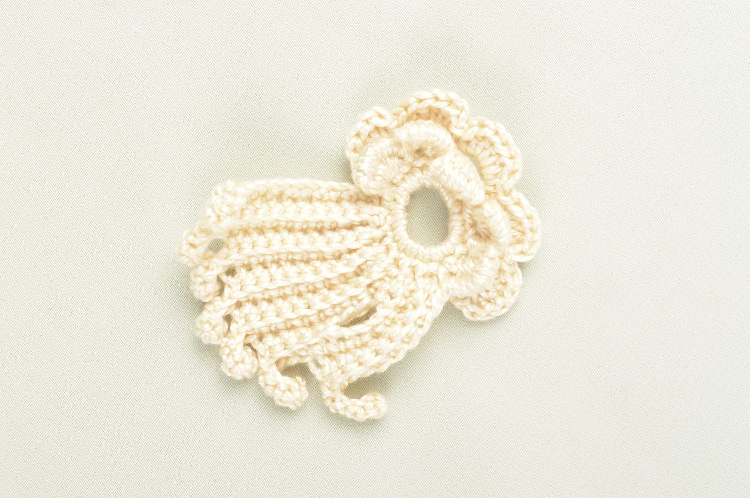 Handmade textile flower stylish jewelry fittings white tender brooch blank photo 1
