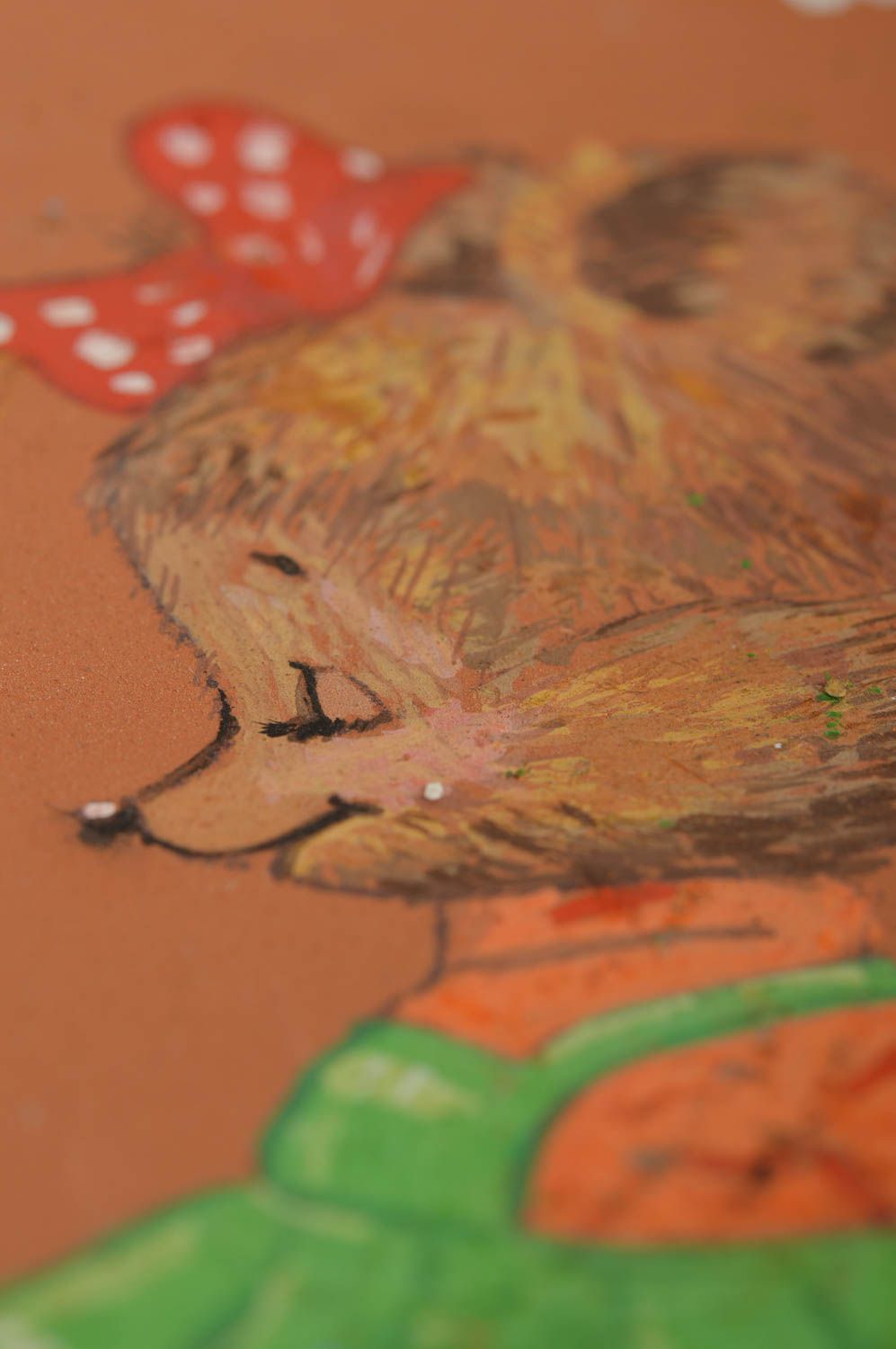 Тарелка из глины расписанная акриловыми красками с рисунком мишек ручной работы фото 5