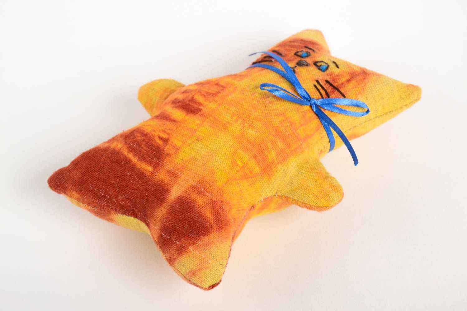 Handmade Kuscheltier Katze mit Schleife Stoff Spielzeug Geschenk für Kinder  foto 4