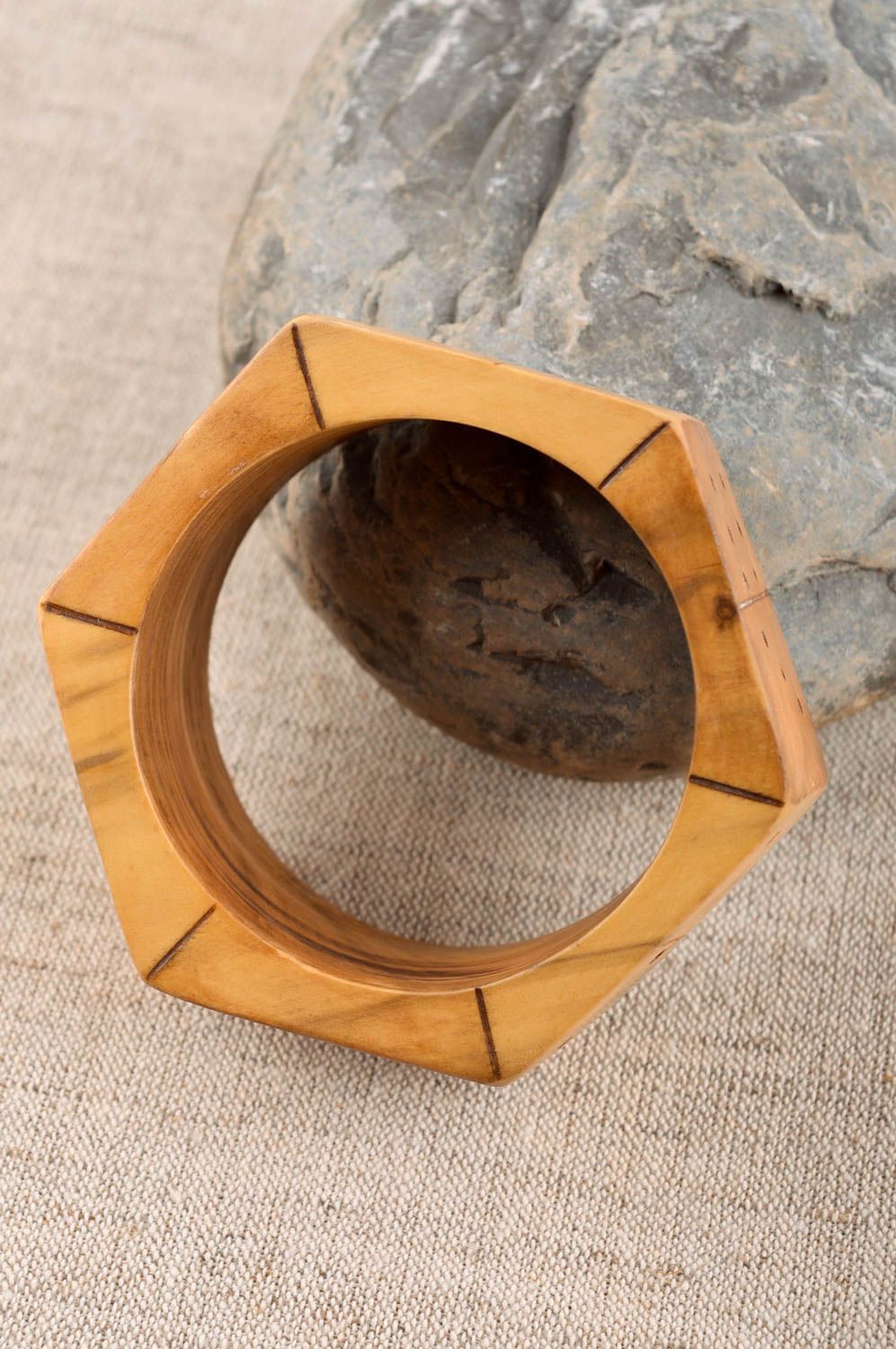 Pulsera de madera hecha a mano regalo original accesorio para mujer hexágono foto 1