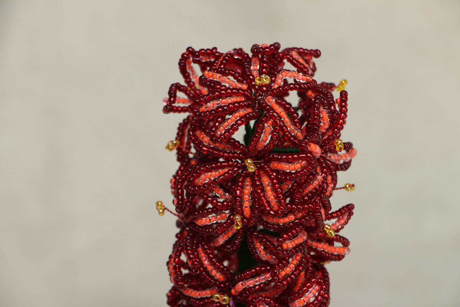 Цветок из бисера в керамическом горшке Гиацинт фото 2