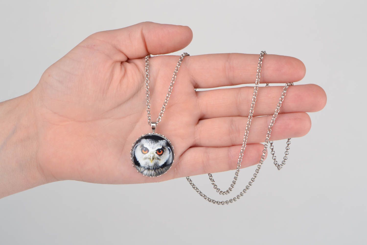 Handmade designer round pendant with glass on metal chain with image of owl photo 2