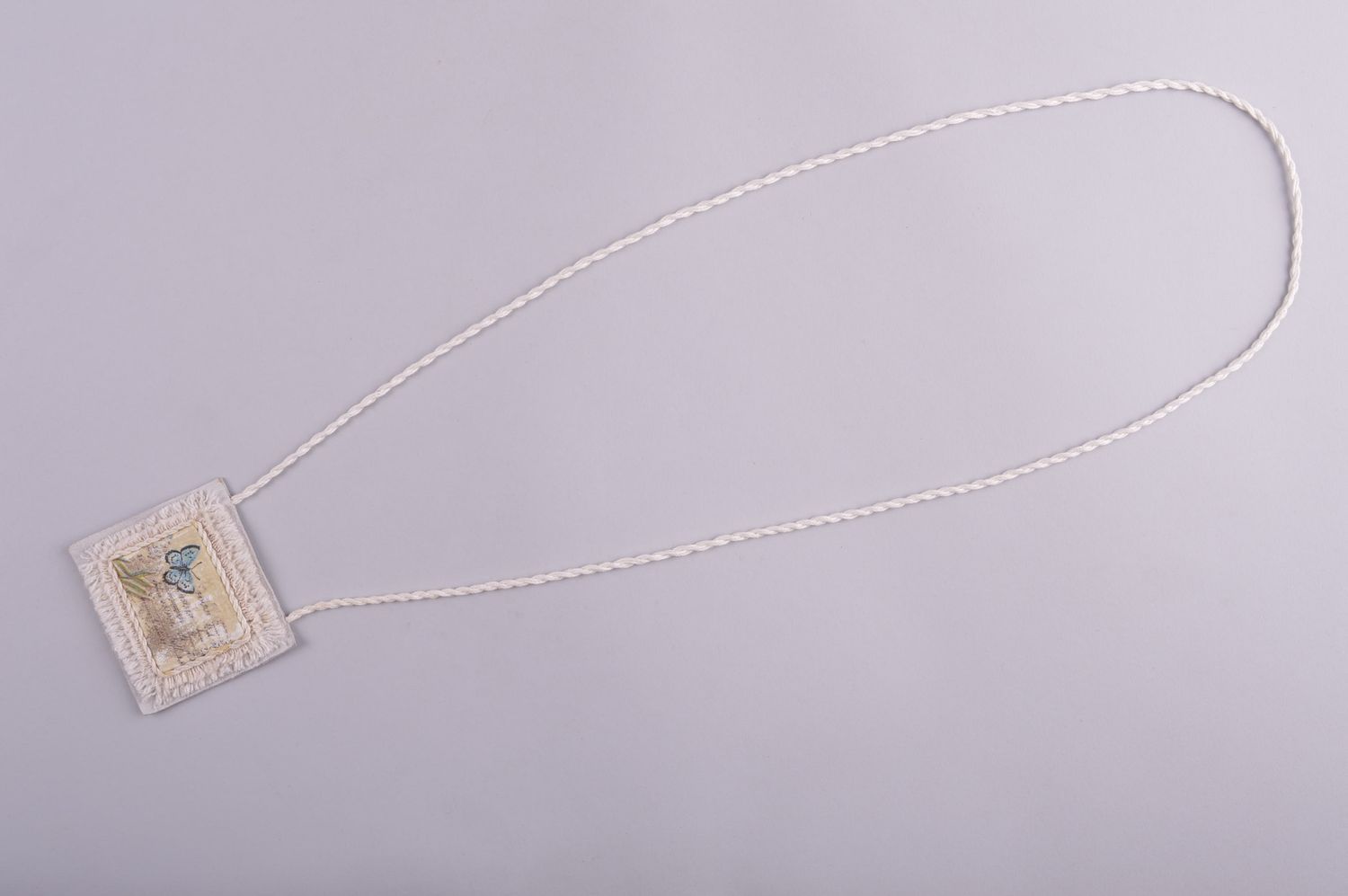 Colgante artesanal de lino y algodón accesorio para mujer bisutería artesanal foto 5