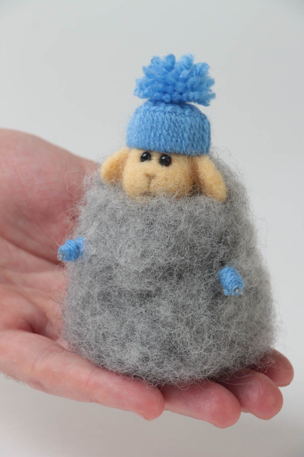 Jouet mou brebis en laine feutrée fait main décoratif original pour enfant photo 5