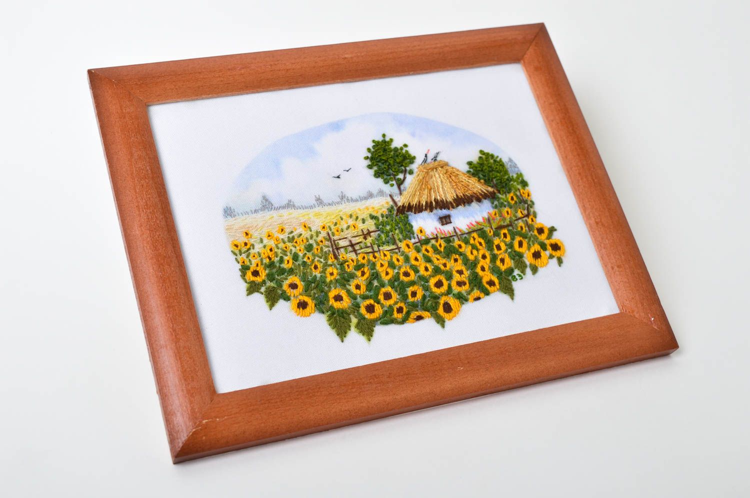 Handmade wall picture with embroidery stitch embroidery decorative use only photo 3