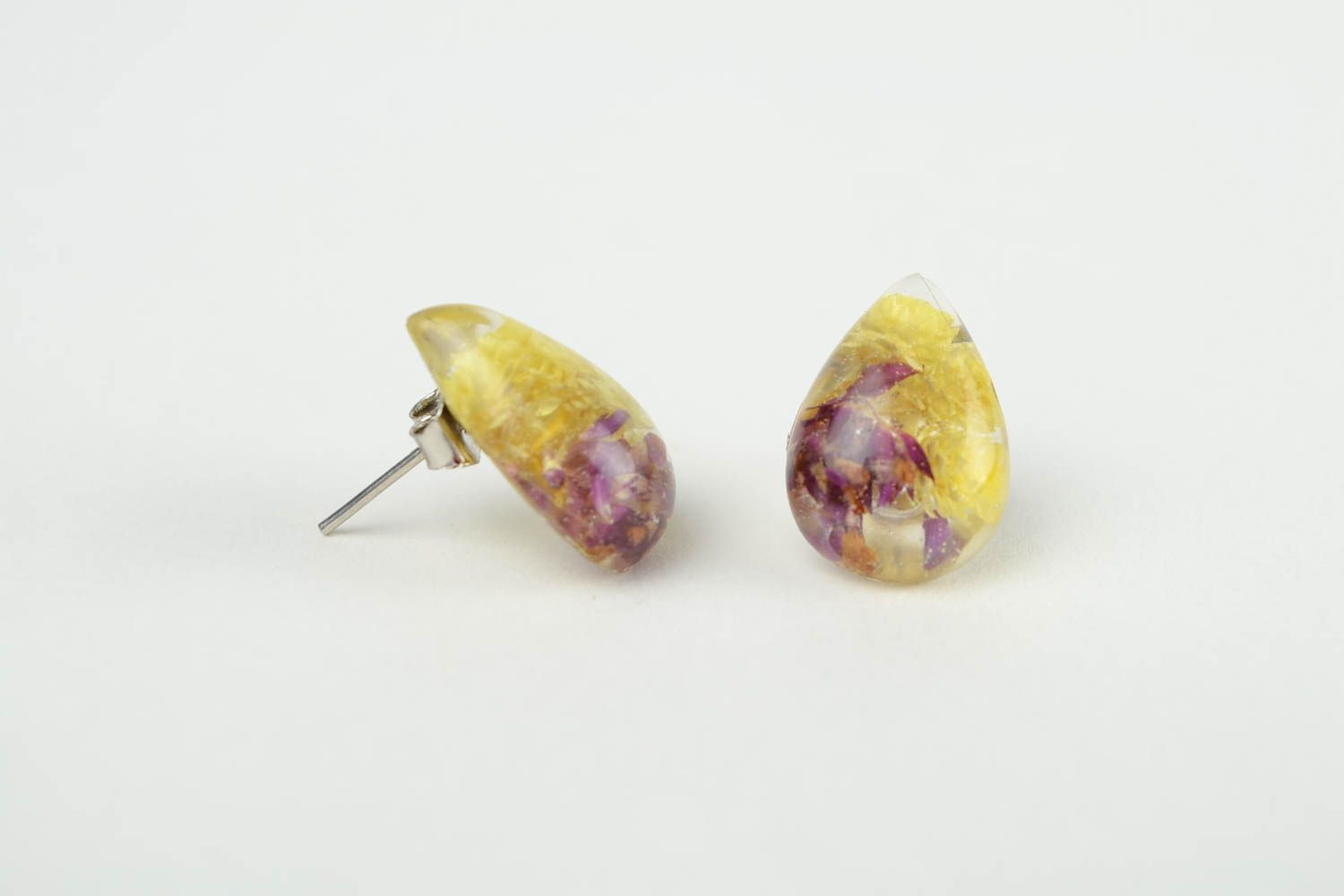 Handmade small stud earrings unusual accessories tender summer jewelry photo 4