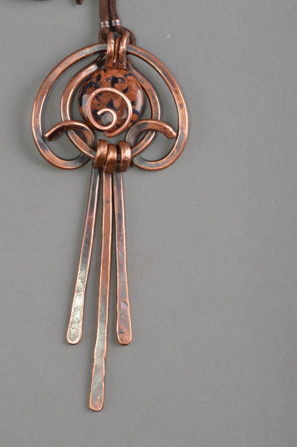Colgante de cobre con aventurina bisutería artesanal accesorio para mujer  foto 2