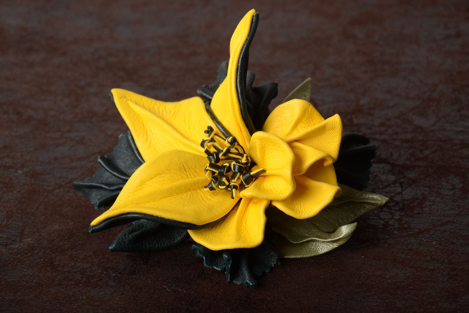 Handgeschaffener Haarschmuck Blume originelles Accessoire für Haare Haar Spange foto 1