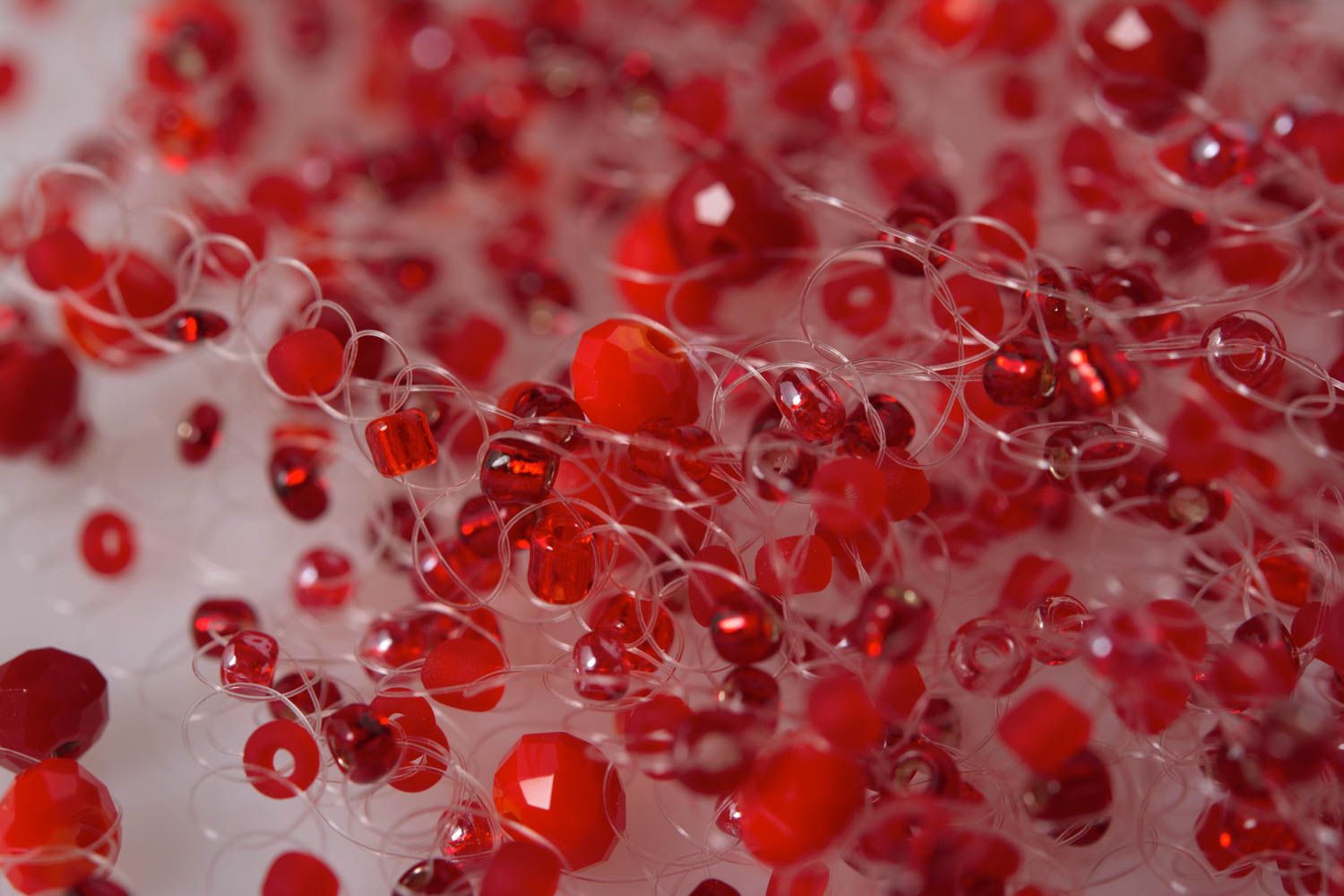 Mehrreihiges rotes Collier aus Glasperlen originell schön handmade für Frauen foto 4