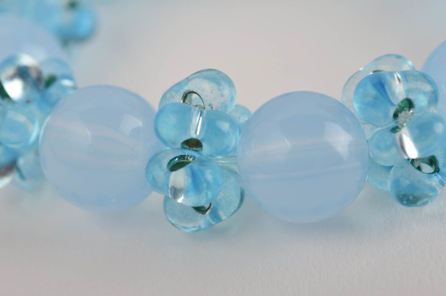Modeschmuck Armband Kinder Accessoire Perlen Armband handmade in Blau auffallend foto 4
