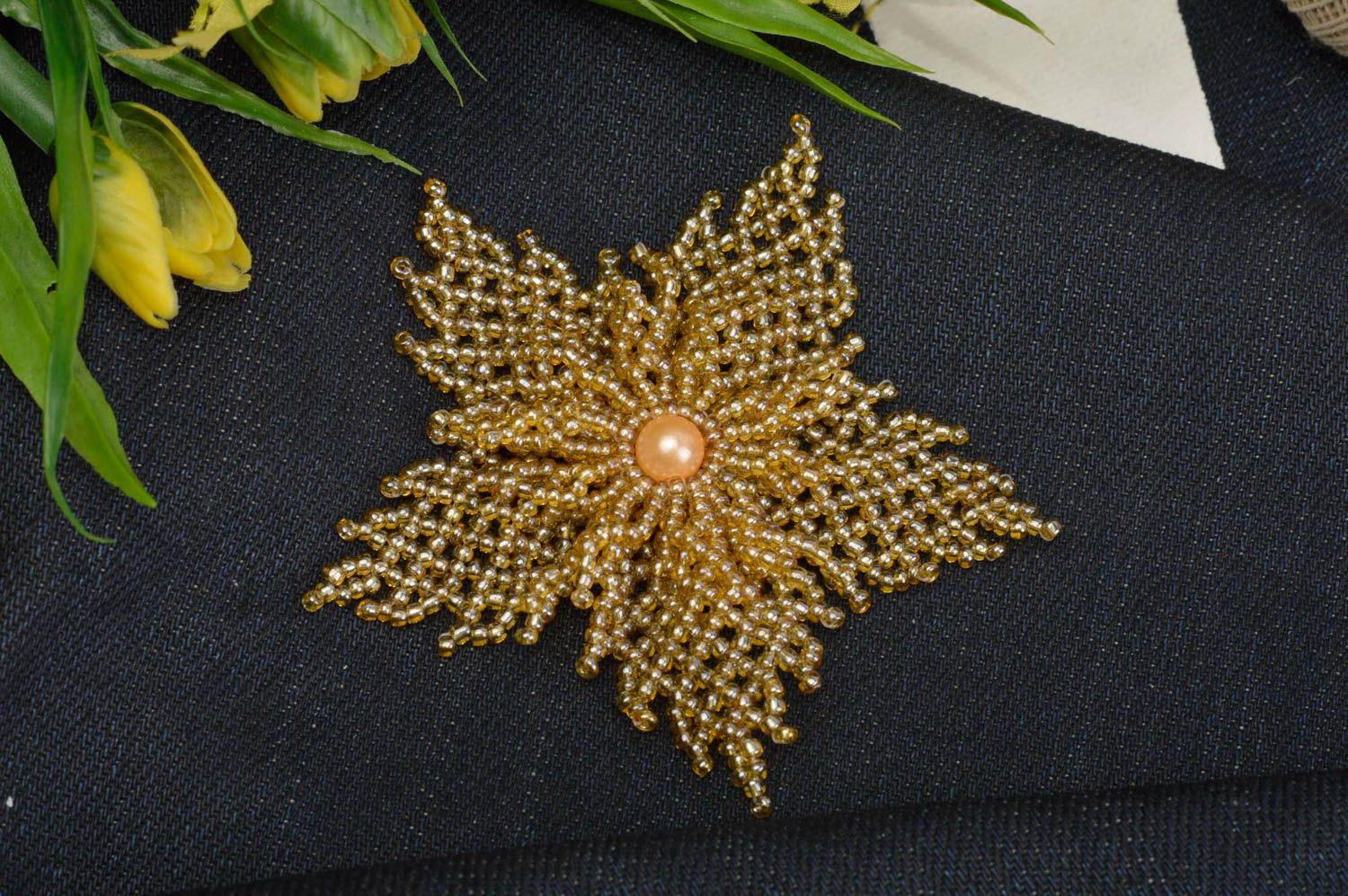 Handmade Brosche für Kleid Accessoire für Frauen Mode Schmuck Blume goldfarbig foto 1