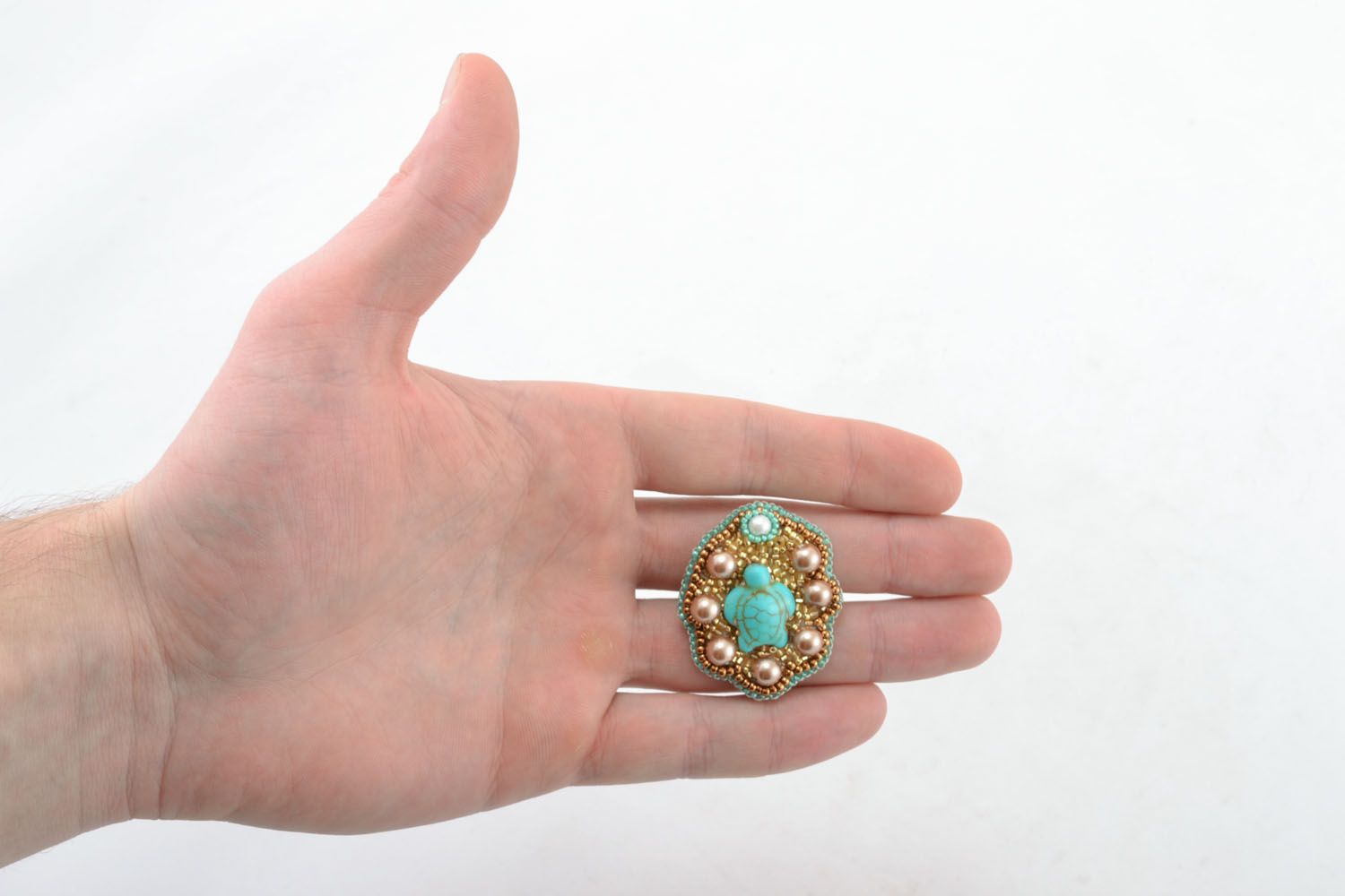 Beaded brooch with turquoise photo 4