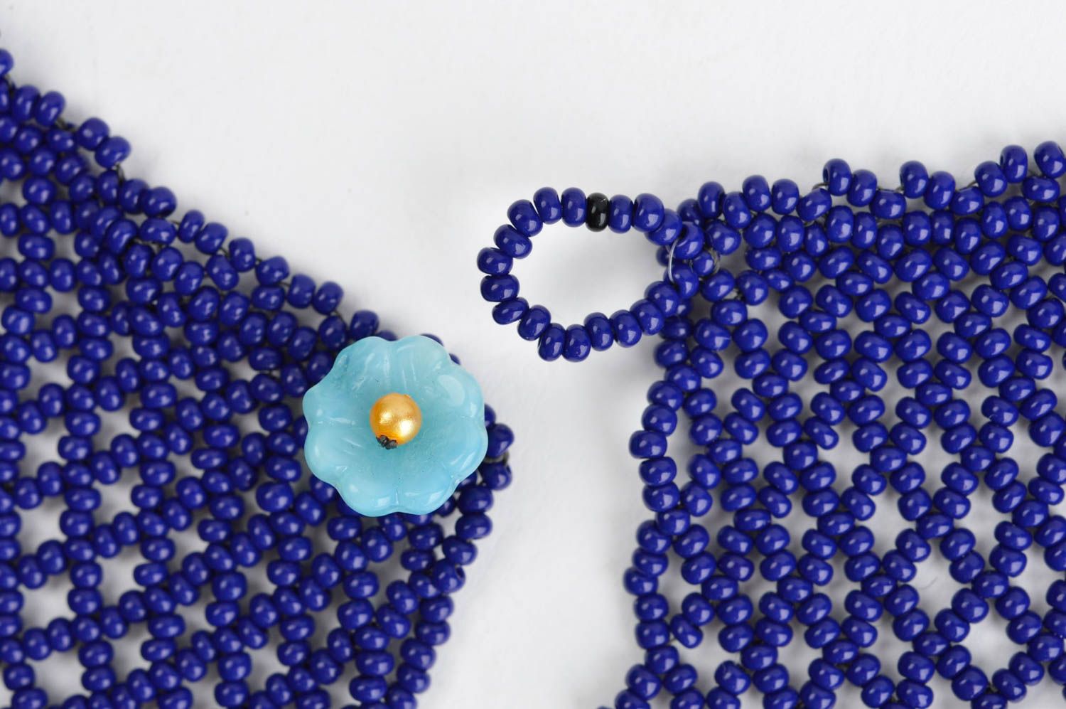 Колье из бисера украшение ручной работы голубые цветы бижутерия из бисера синяя фото 4