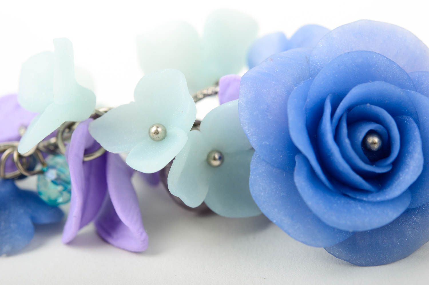 Montre design faite main Accessoire femme bracelet floral bleu Cadeau insolite photo 5