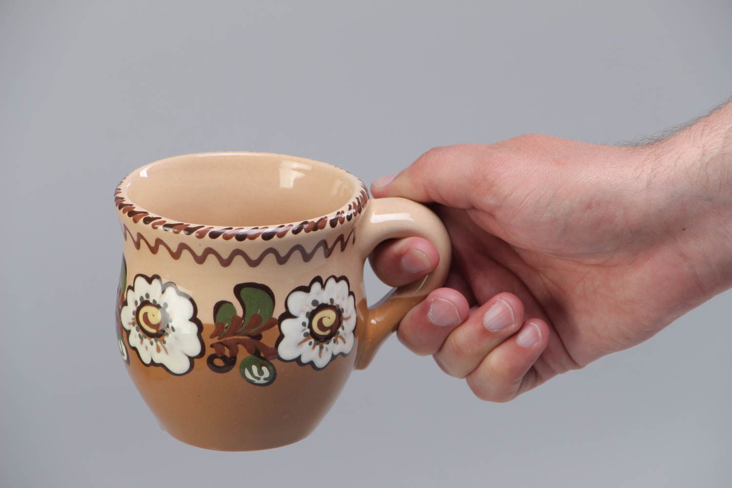 Petite tasse en céramique peinte brune faite main de style ethnique 25 cl photo 5