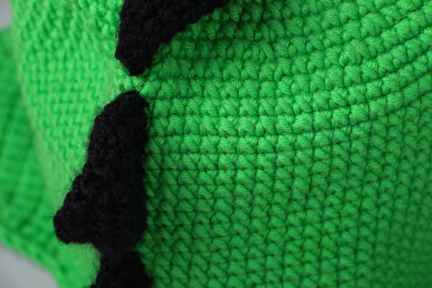 Bonnet tricoté fait main vert photo 2