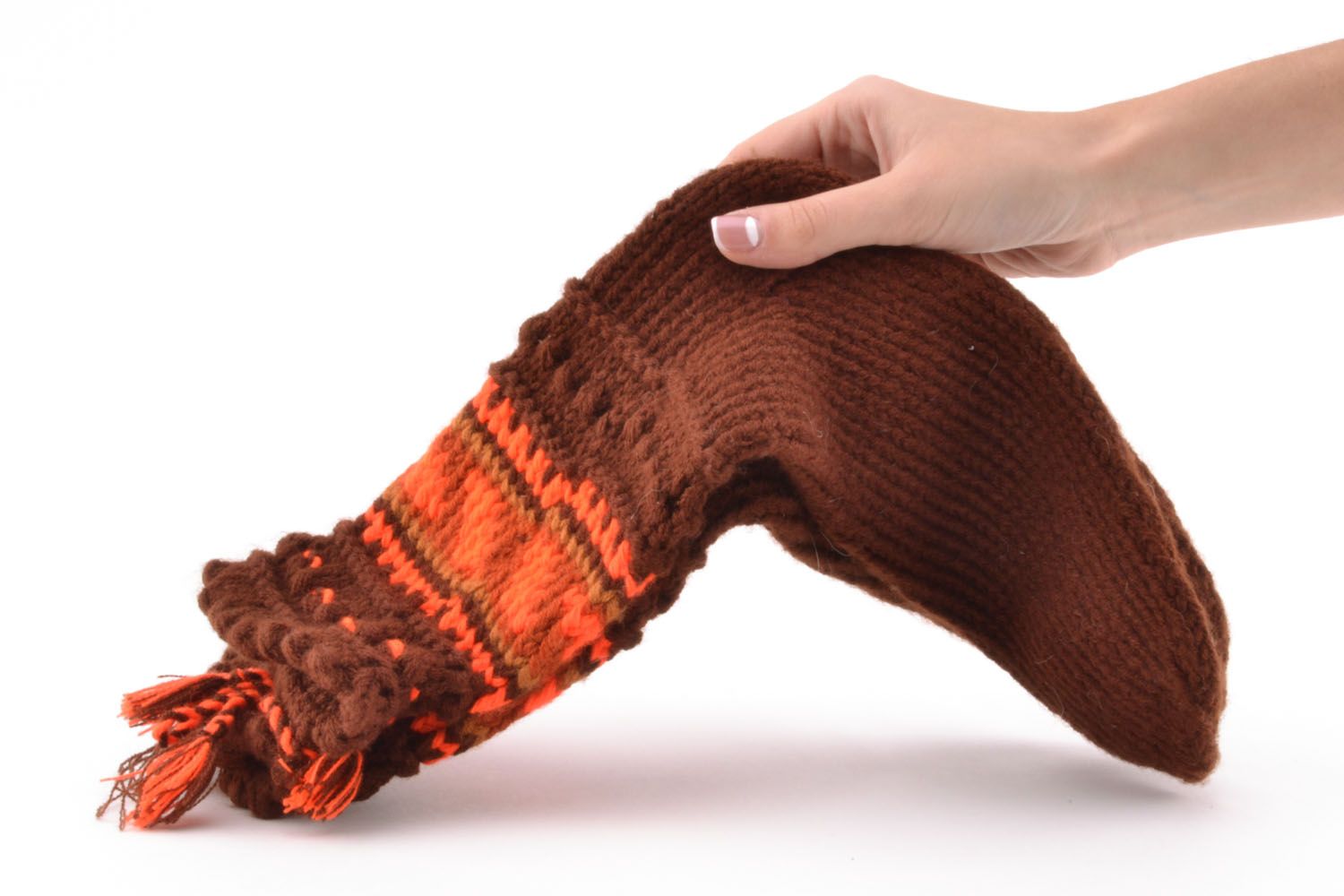 Chaussettes tricotées brunes faites main photo 2