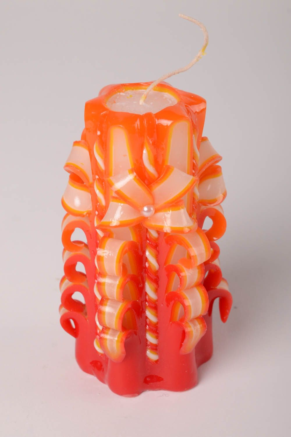 Яркая свеча ручной работы цветная свеча в подарок парафиновая свеча оранжевая фото 1