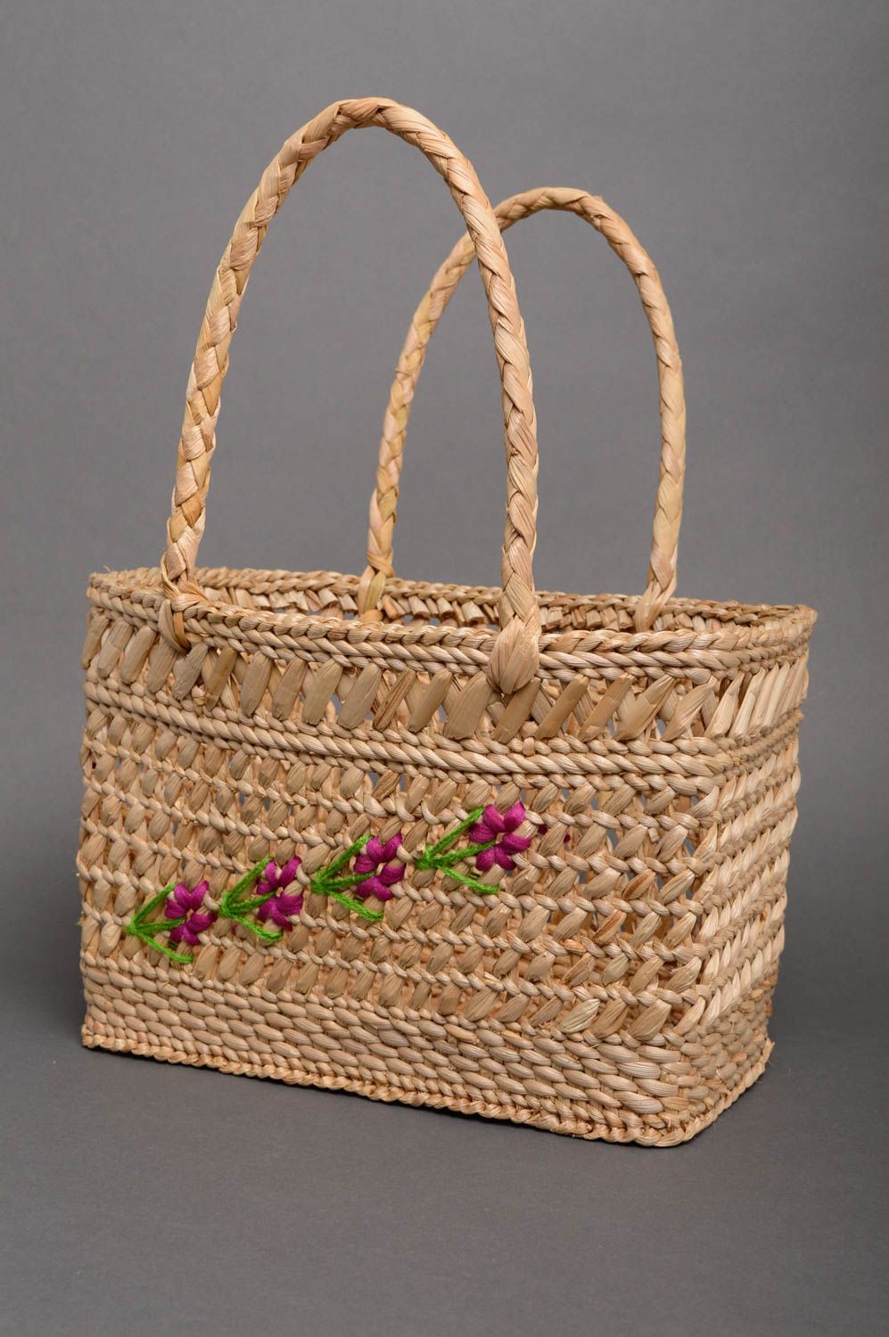 Woven reedmace basket purse photo 1
