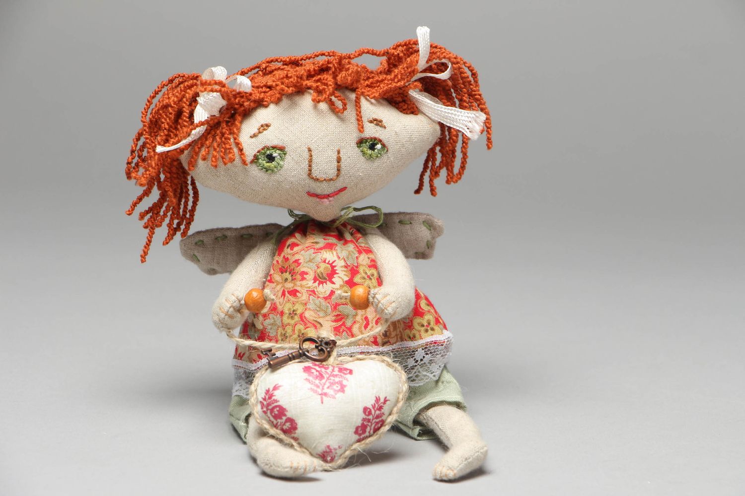Текстильная кукла ручной работы для интерьера фото 1