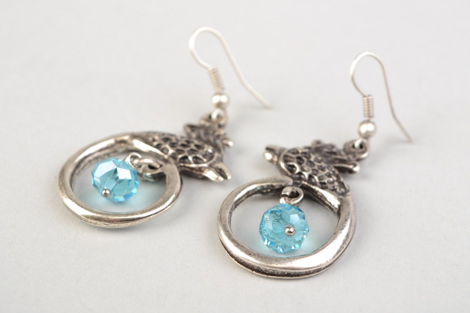 Handmade beautiful round metal dangling earrings with blue faceted crystal beads photo 5