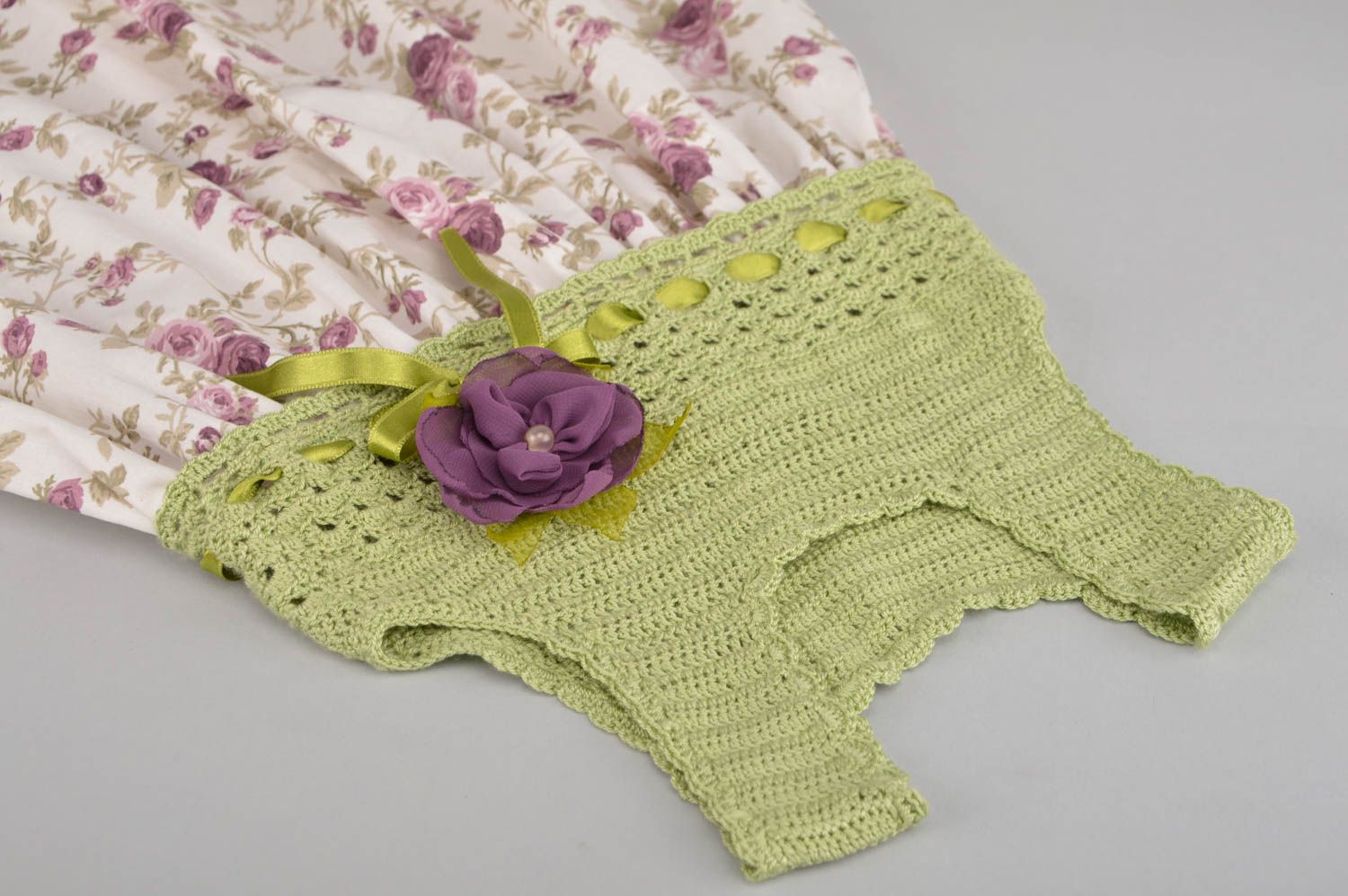 Robe tricotée au crochet fils acryliques coton à fleurs vert mauve faite main photo 3