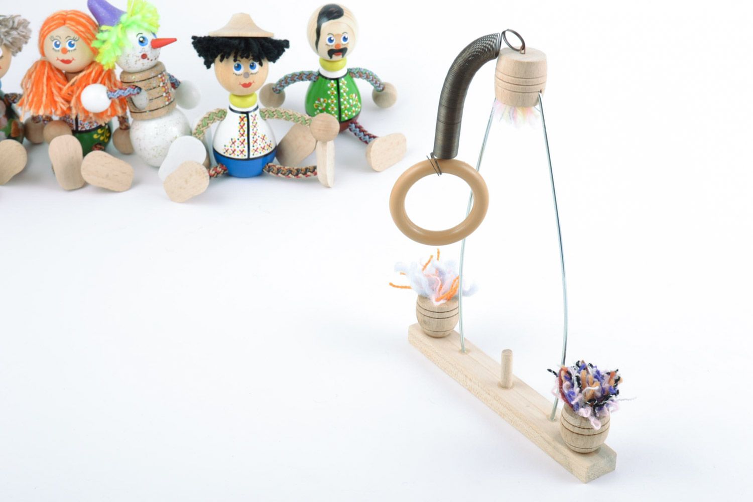 Balançoire miniature pour poupée en bois faite main originale à suspendre photo 1