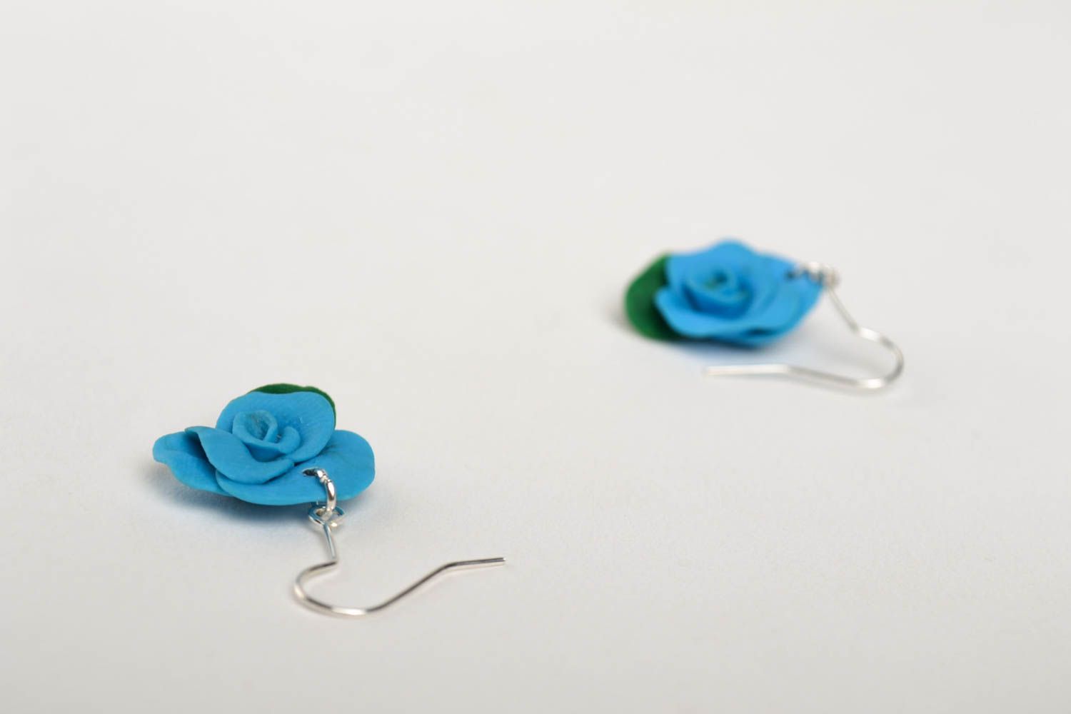 Стильное украшение ручной работы элитная бижутерия модные серьги голубые розы фото 5