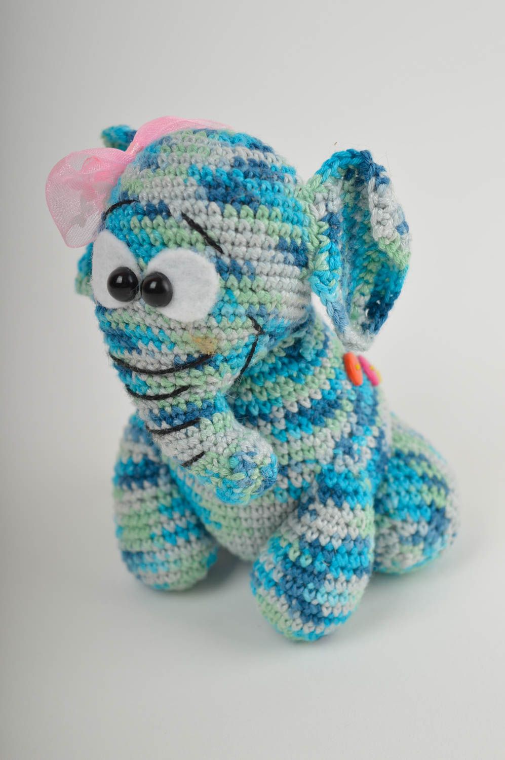 Jouet éléphant bleu Peluche faite main tricotée en acrylique Cadeau pour enfant photo 2