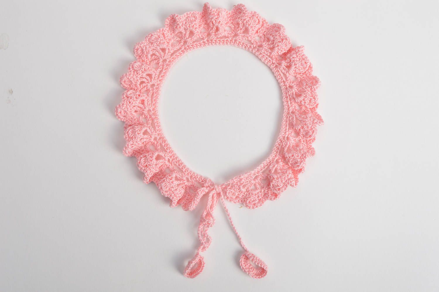 Col amovible tricoté fils de coton roses au crochet fait main pour robe fillette photo 2