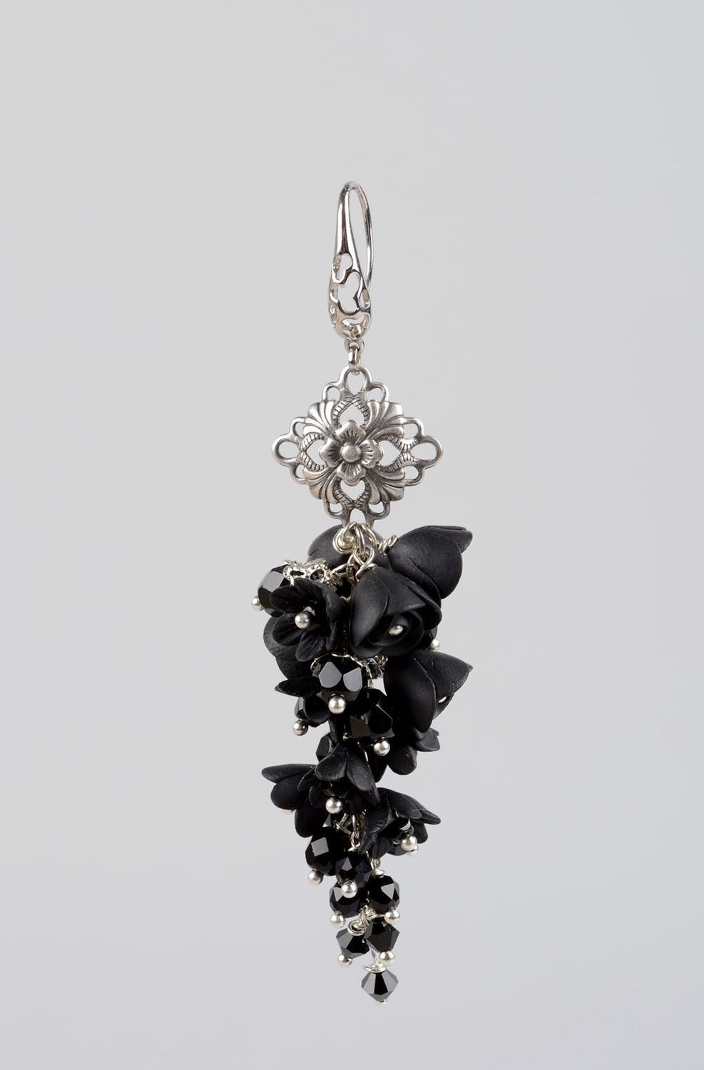 Серьги ручной работы украшение из полимерной глины черные большие серьги цветы фото 2