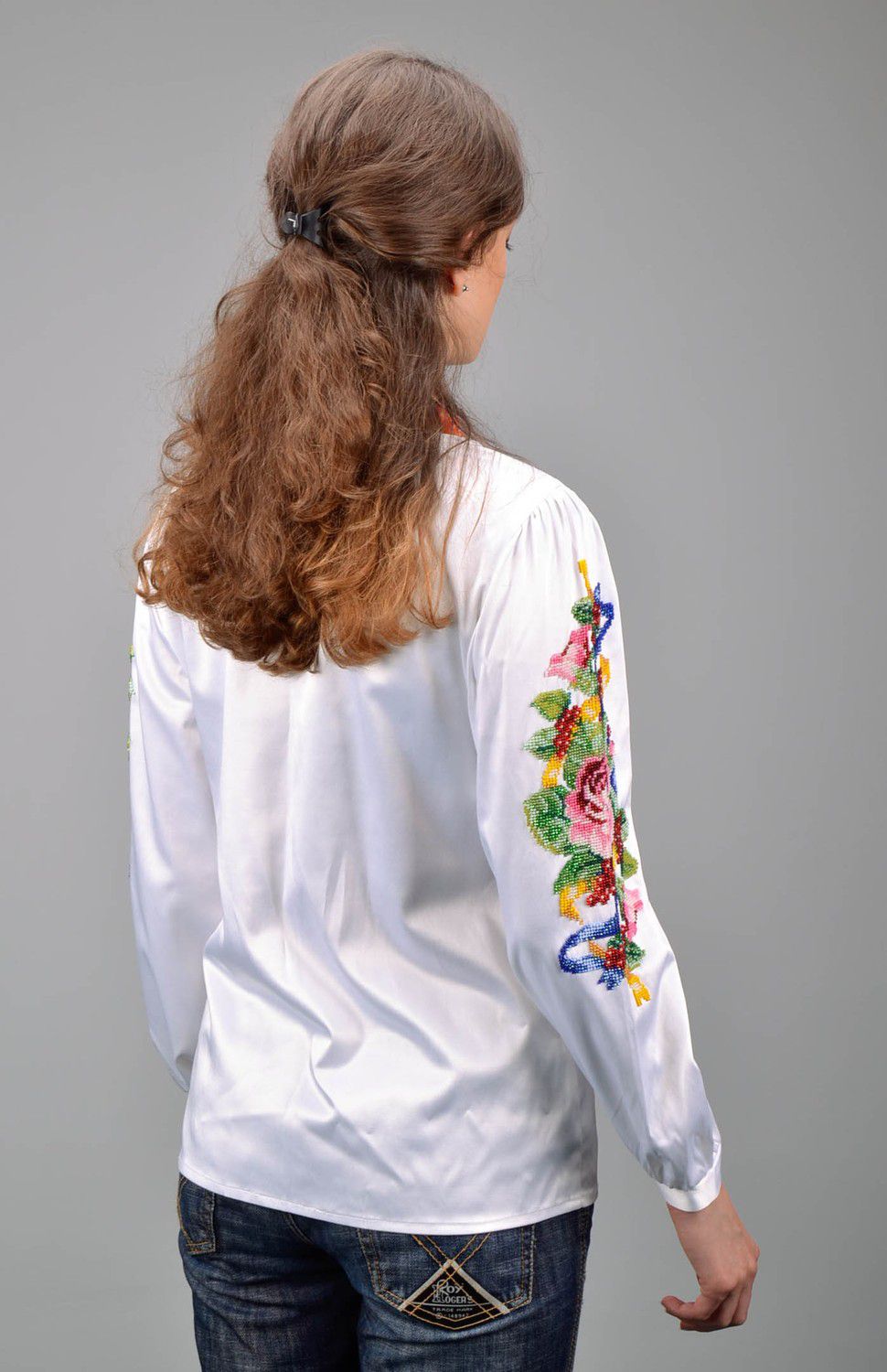 Embroidered satin shirt M-L  photo 2