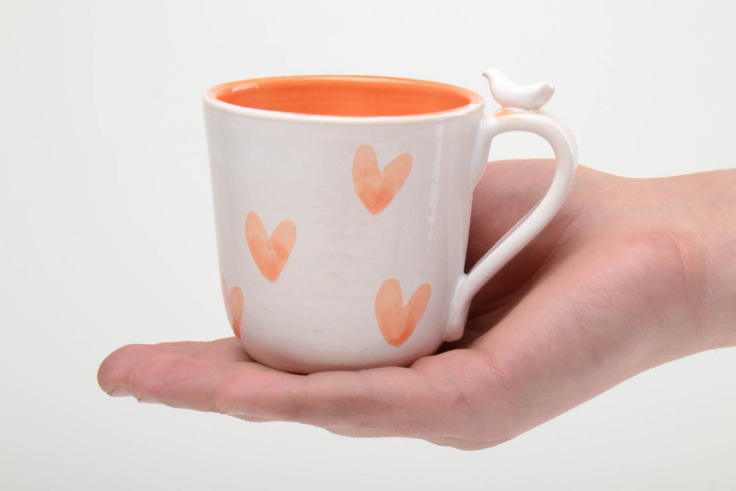 Глиняная чашка ручной работы глазурованная с птичкой на ручке оранжевая 350 мл фото 5