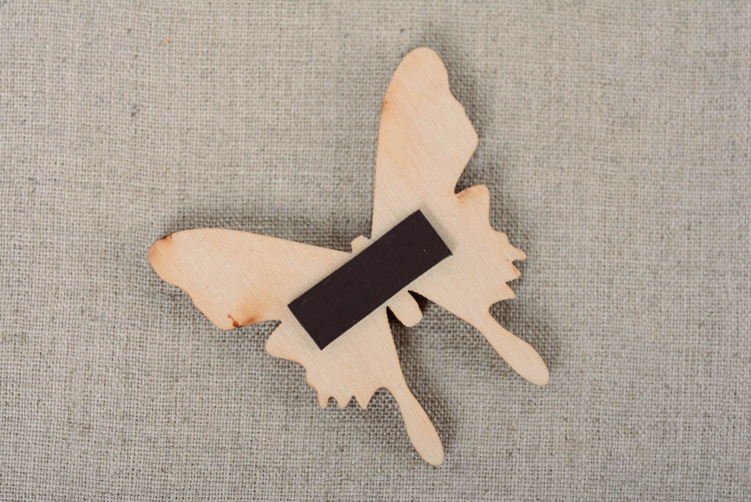 Wood decor element with magnet Swallowtail photo 2