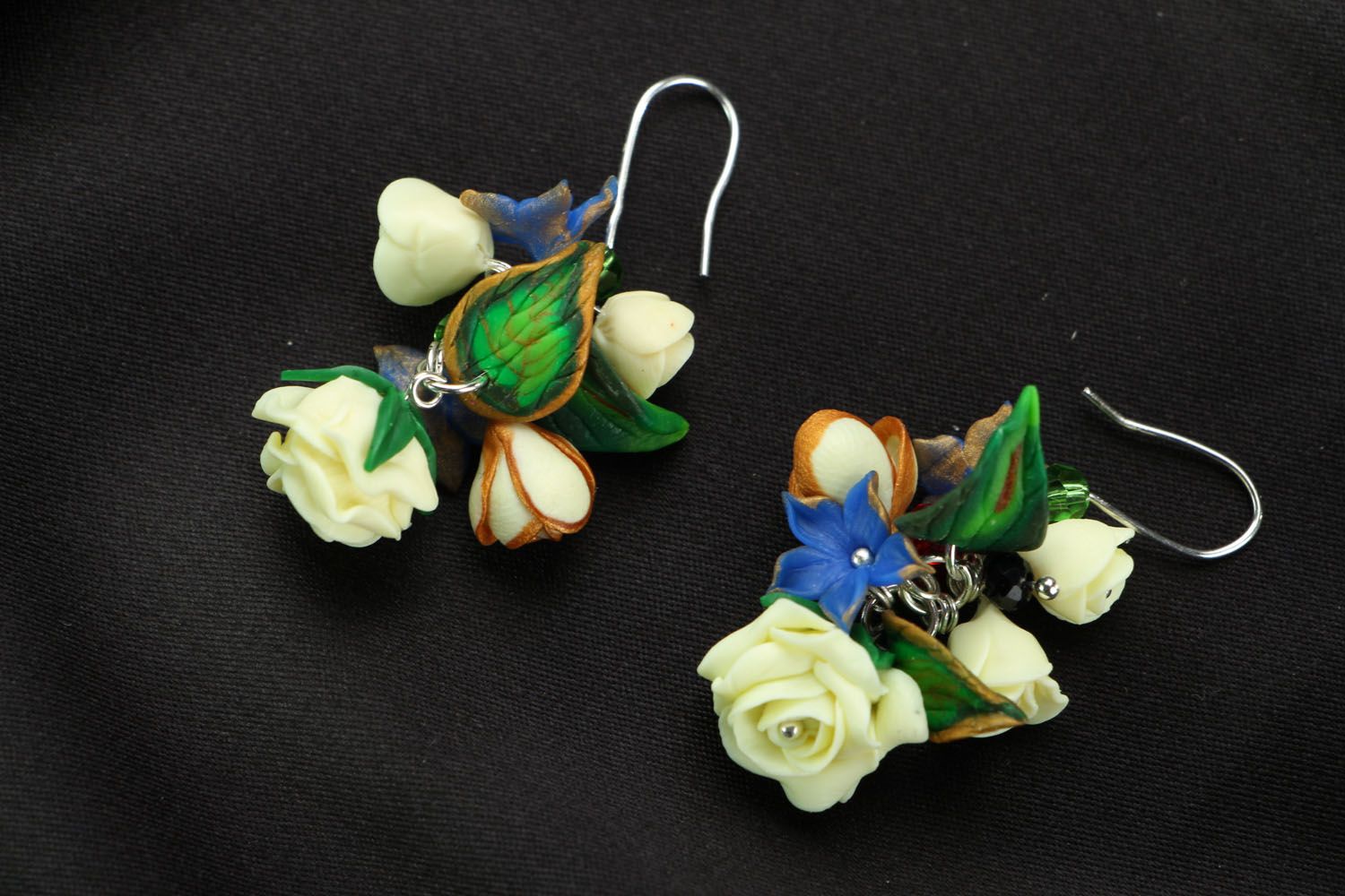 Boucles d'oreilles en argile polymère faites main Bouquet photo 1