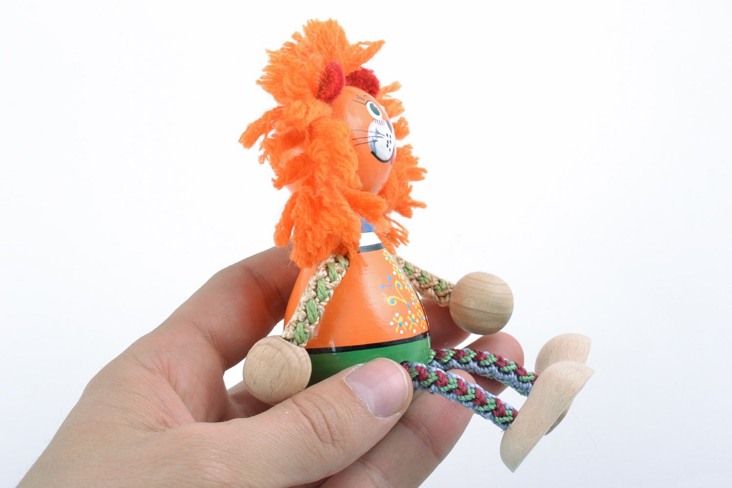 Petit jouet lion fait main roux écologique original décoratif pour enfant photo 2