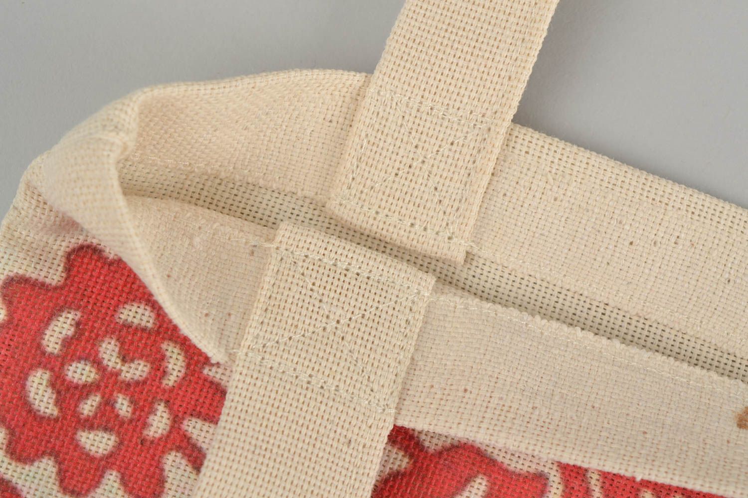 Текстильная сумка с орнаментом эко аксессуар ручной работы принтованная красная фото 2